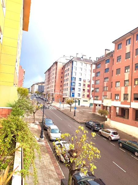 Foto 96fe3717-7819-4ffd-896a-b1ebd053e313. Flat with heating parking pool in La Florida Oviedo