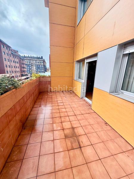 Foto fe3e41d2-a6aa-410d-b41e-2d1d86364409. Flat with heating parking pool in La Florida Oviedo