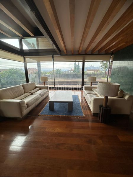 Foto 28b7dbb2-a71e-4460-8ce9-2d058b66a74e. Xalet amb xemeneia calefacció aparcament piscina a Llanera