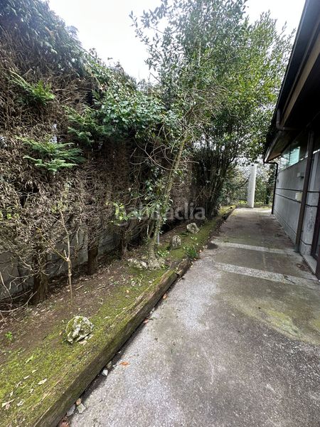 Foto 353e75d9-1ac3-4a48-a6db-5822bc3d8855. Xalet amb xemeneia calefacció aparcament piscina a Llanera