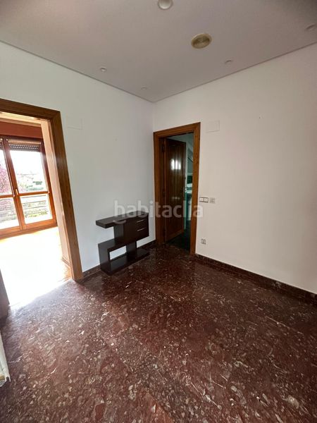 Foto 86c383bd-8611-46e9-9ff7-af3a7a8984c8. Xalet amb xemeneia calefacció aparcament piscina a Llanera