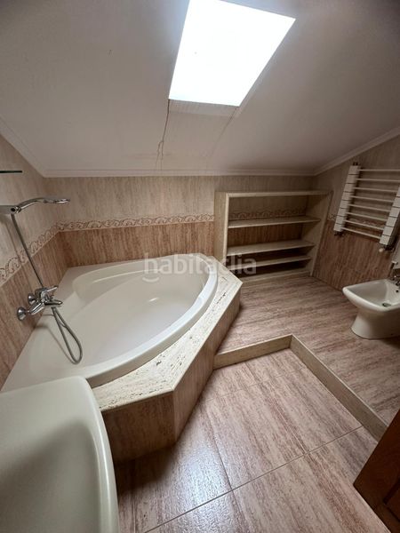 Foto b2a876a6-1ea1-4266-84d8-72f7cc7a8419. Xalet amb xemeneia calefacció aparcament piscina a Llanera