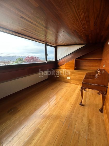 Foto c42e4275-266b-4c77-beee-890b338d94bc. Xalet amb xemeneia calefacció aparcament piscina a Llanera