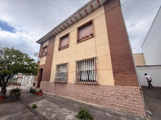 Xalet a Viella-Granda-Meres. Se vende vivienda independiente en planta baja de una casa unifa