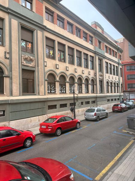 Foto e8c0bf77-ba0f-4320-87d6-f47207c36967. Pis a Centro Gijón