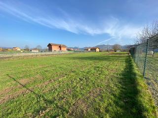 Terreny residencial a Nava