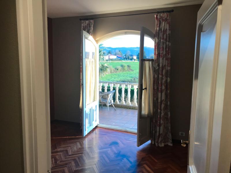 Foto 538fb8fc-5549-4e68-89dd-8c86c10ef443. Rent chalet with heating parking in Llanera