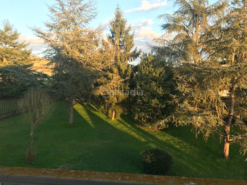 Foto 80b0f261-51a1-42b6-bd3f-b86b818a0c2e. Rent chalet with heating parking in Llanera