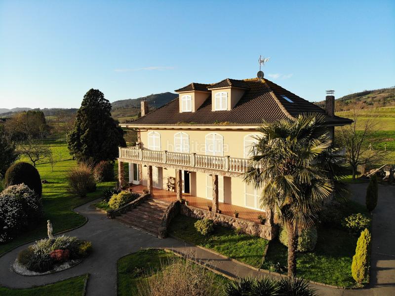 Foto 9ef96c1d-477e-4860-a286-27c1af71a8e5. Location chalet avec chauffage parking dans Llanera