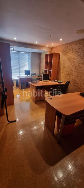 Foto 1d29c553-ea0d-43f6-bad6-e24d7b877d75. Location bureau dans Parque San Francisco - Uría Oviedo