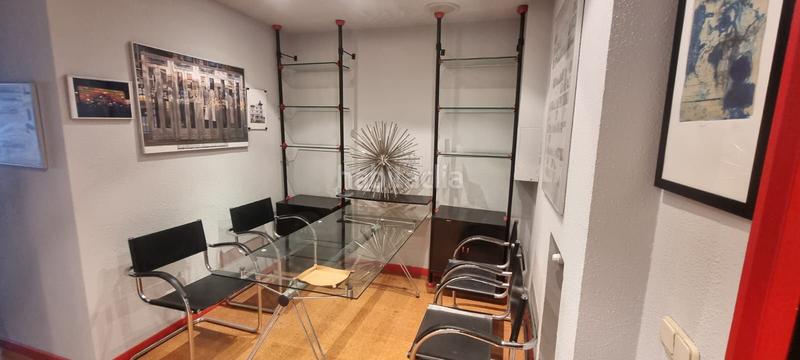 Foto b3b9cbc5-2d0d-49a9-a044-3685361a46f8. Location bureau dans Parque San Francisco - Uría Oviedo