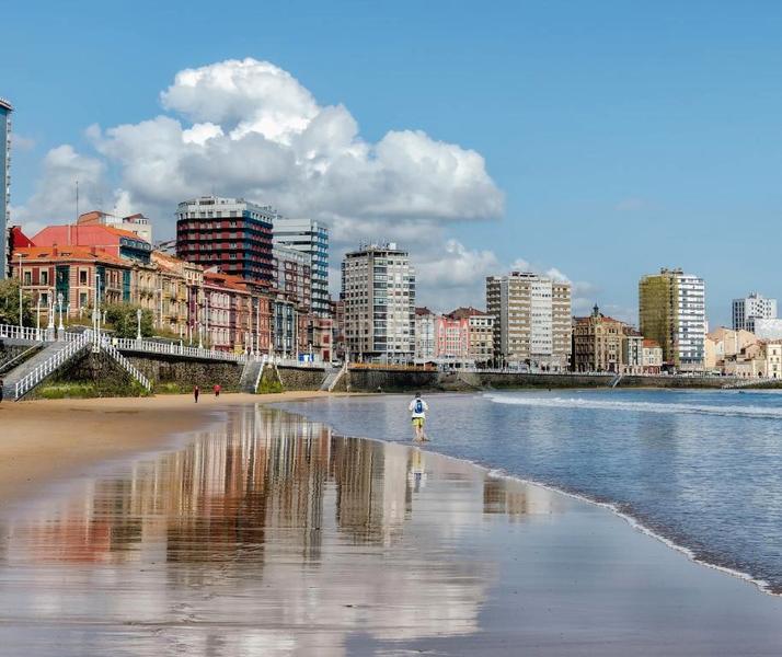 Foto 4ddae65c-9603-46ce-ba46-5d1de1ac6d8f. Piso ¡piso reformado totalmente con licencia vut vigente! en Gijón