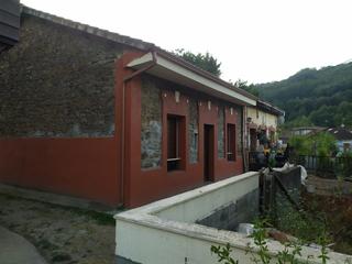 Casa aparellada  Avenida gijn