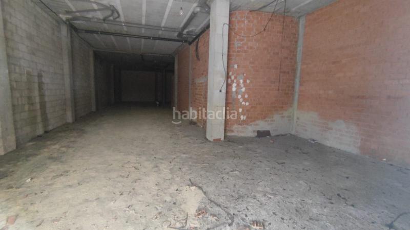 Foto b84a9cbc-af7d-4bdf-b0ab-e9a63af64285. Local comercial a La Felguera Langreo