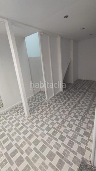 Foto 3733acce-db08-4166-9dd8-440b0bf889e5. Lloguer local comercial a calle fernando casariego 25 a Langreo