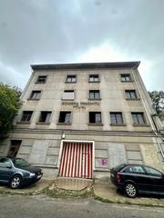 Edifici a Carbayin-Lieres-Valdesoto