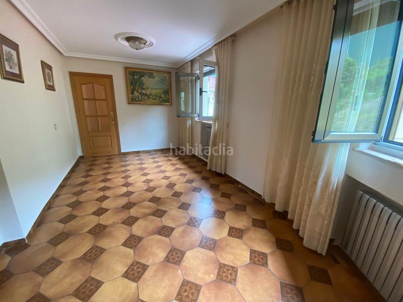 Foto 0027c36a-7441-440f-b97a-c124e2ed8965. Casa con riscaldamento parcheggio in La Felguera Langreo