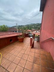 Casa  Llano la cuesta. Casa con patio y garaje a las afueras de la felguera