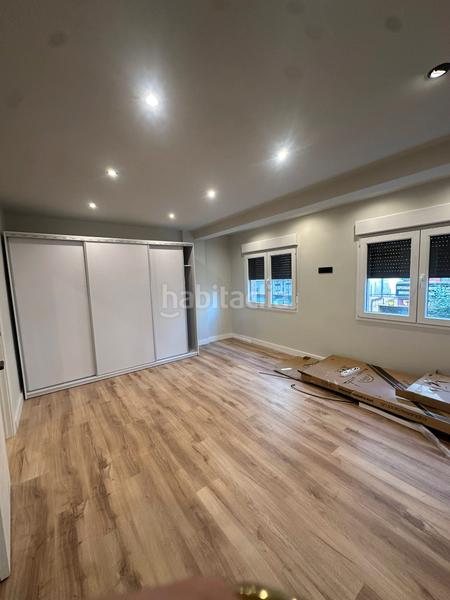 Foto 7680e180-e3a0-450f-b7e5-187f80120f4c. Piso  reformado en el centro de La Felguera en Langreo