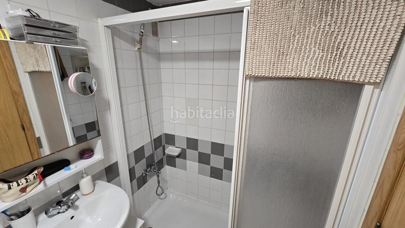 Foto ed74bfcf-8403-4247-96b3-8c1f296469f9. Pis a barrio el pilar 7 a Lada Langreo