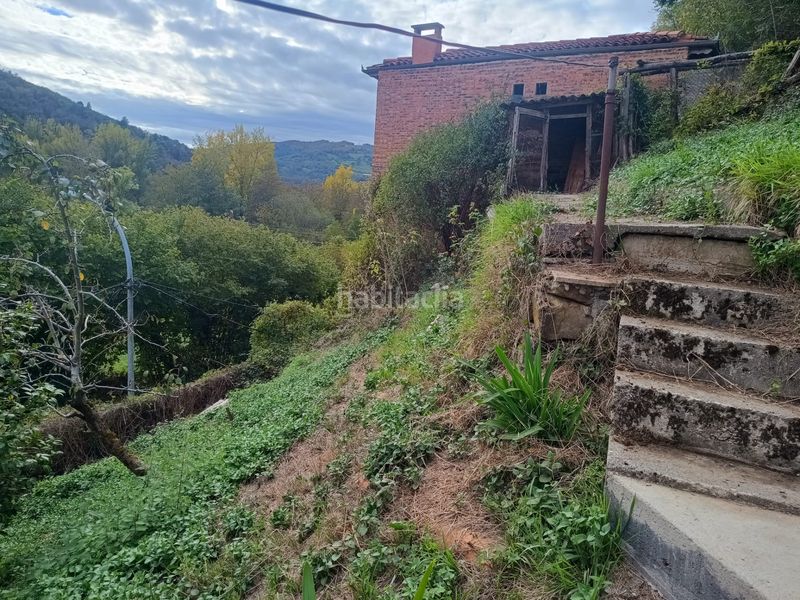 Foto 45ec3fd5-b3a9-4f4d-ab21-6c4a4de35348. Casa amb calefacció a Laviana