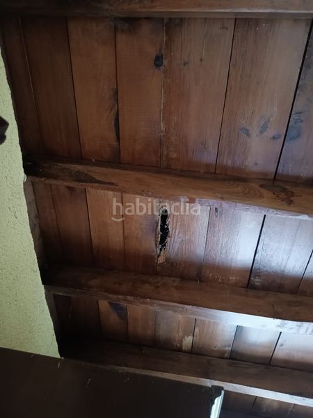 Foto f30ca0df-dfb7-4e47-b3bc-97f78b3b2272. Casa amb calefacció a Laviana
