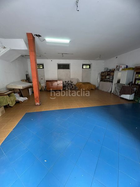 Foto 676d5c5a-fecd-4e14-8191-9fc9fa6505bf. Edificio  con garaje y dos viviendas en Sama en Langreo