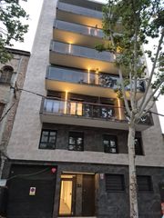 Posto moto in Carrer de calassan� duran 26. Ideal plaza pk para moto