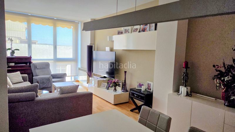 Foto 91303be8-ba07-43e2-a73d-ef7d0732bd86. Pis amb calefacció aparcament a Gràcia Sabadell