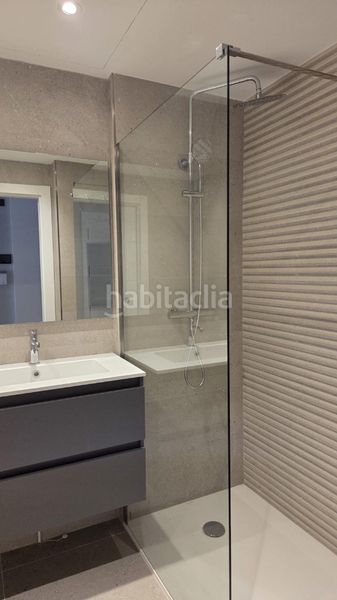 Foto a46c05ba-5796-4529-953d-213e56c00a0a. Pis amb calefacció piscina a Eixample Sabadell