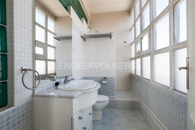 Foto d7559550-7088-45b4-8796-d97cda474e93. Terreno residenziale in Rekalde Centro Bilbao
