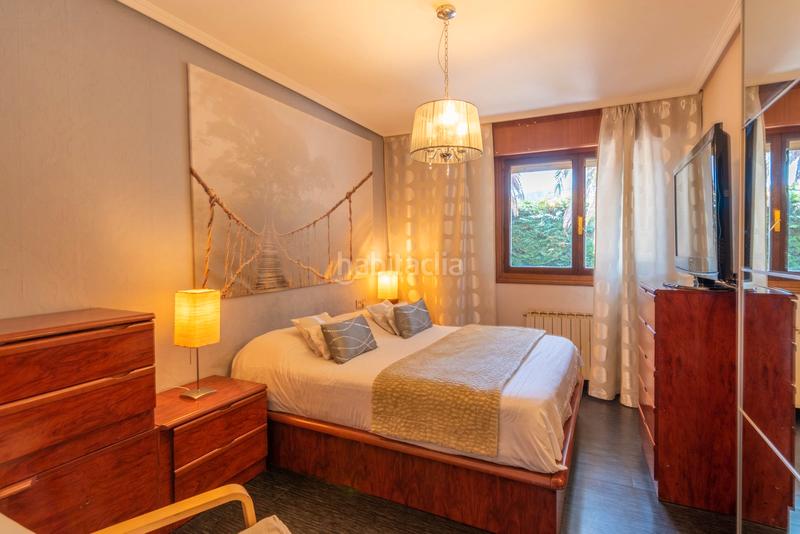 Foto 60a72621-0667-44b3-9796-3caef343d6e1. Casa chalet con piscina en Bermeo