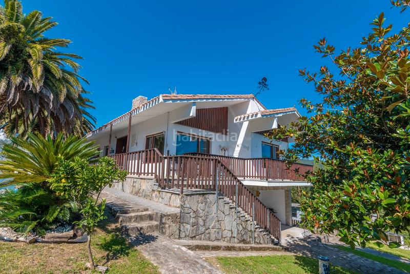 Foto 8fe6e4a6-86cb-4e66-87d6-86c6b04234dd. Casa chalet con piscina en Bermeo