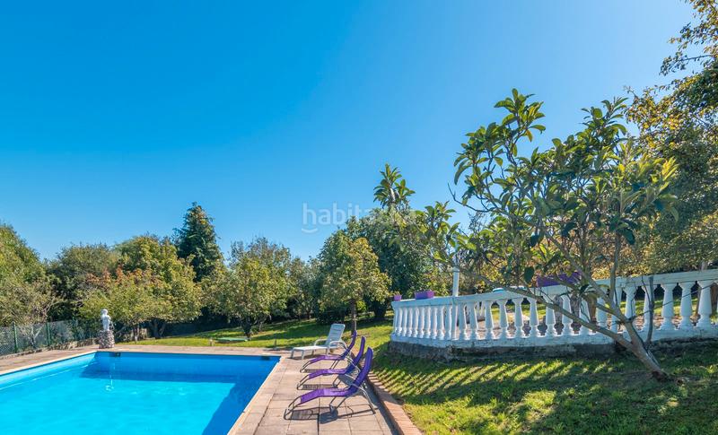 Foto fe530aee-846e-4140-a924-b6e022856318. Casa chalet con piscina en Bermeo