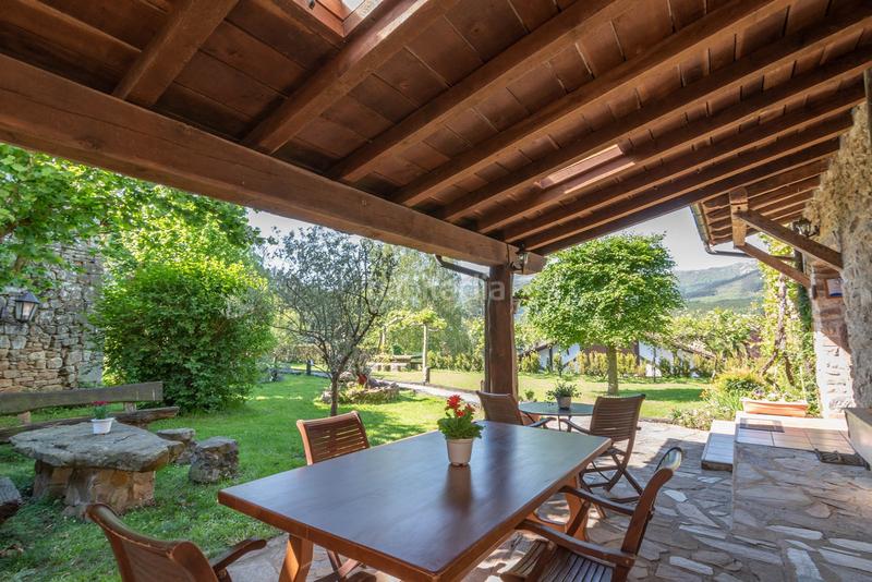 Foto b70b6004-0bb5-4dd1-915f-c47ffc2fd424. Casa amb calefacció a Zeanuri