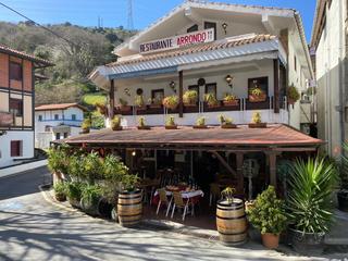 Lloguer Casa a Zierbena. Restaurante en el puerto de zierbena