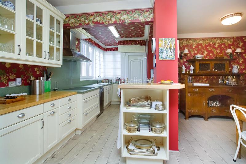 Foto 7a3d7d5e-ebe5-4ede-840c-f13c30fb11bb. Apartament amb calefacció aparcament a Neguri Getxo