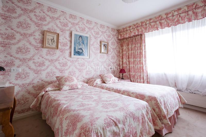 Foto 8dea0d10-f029-4254-93dd-3f72d0db0356. Apartament amb calefacció aparcament a Neguri Getxo