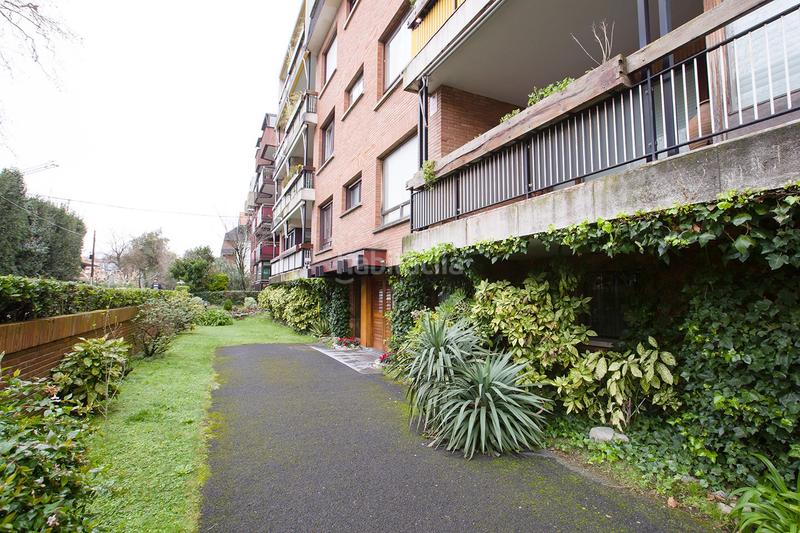 Foto e6fbafe7-0e3c-4f0e-9281-6ef7739b1e25. Apartament amb calefacció aparcament a Neguri Getxo