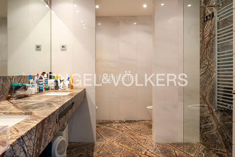 Foto 90c37f3d-dc76-4d63-be1c-abf186c9650b. Dúplex emblemático dúplex con vistas en Neguri en Getxo