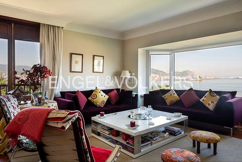 Foto eef2fe09-8b60-46bf-b849-19763e4e8d14. Dúplex emblemático dúplex con vistas en Neguri en Getxo