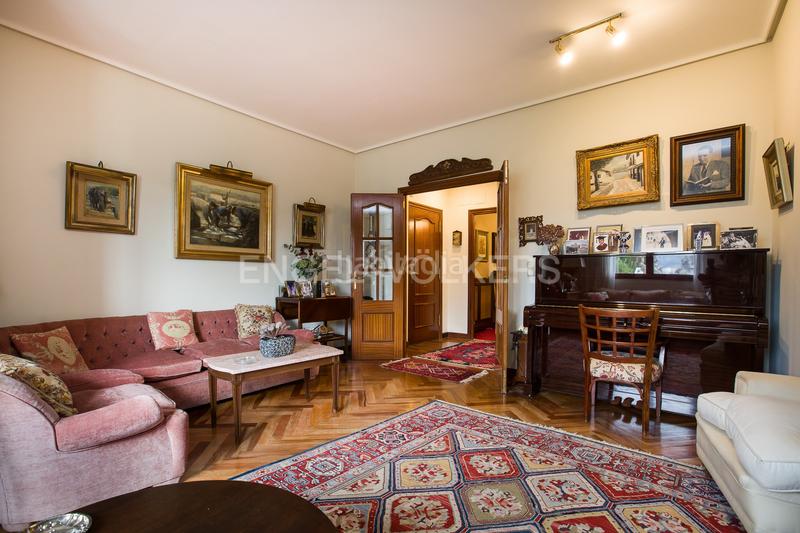 Foto 0adfdb1d-b1f3-416e-9fcc-4c60ae678643. Zweistöckige wohnung mit heizung parking in Neguri Getxo