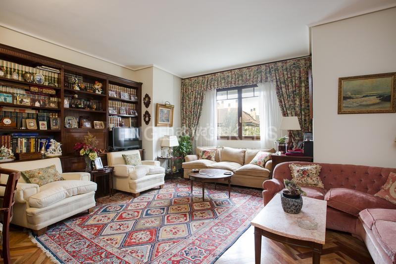 Foto 5d753ba3-6d80-4a69-a758-1502acacb065. Zweistöckige wohnung mit heizung parking in Neguri Getxo