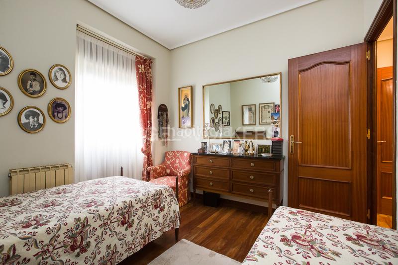 Foto a9ed8953-9111-41b1-bf2a-1842e9421d6c. Zweistöckige wohnung mit heizung parking in Neguri Getxo