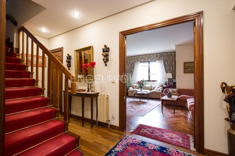 Foto c16eeb43-fe7c-420a-8f40-088787407936. Zweistöckige wohnung mit heizung parking in Neguri Getxo