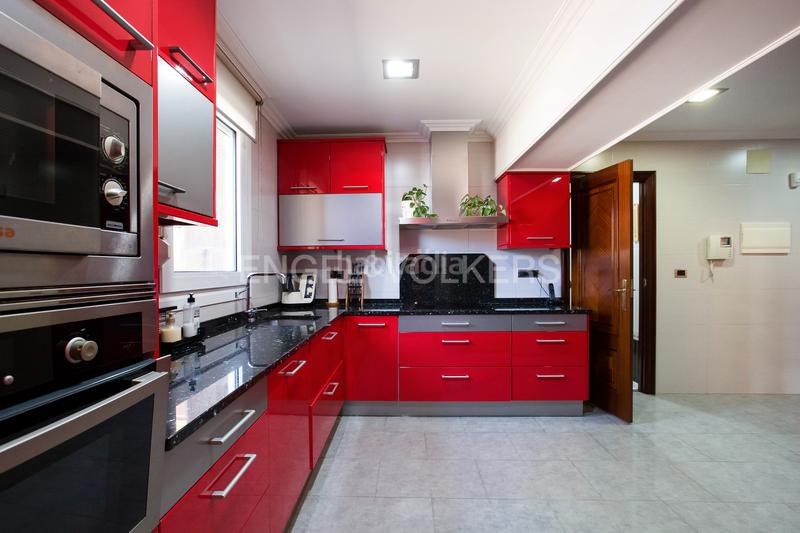 Foto 1f3f9ad2-807c-47f2-aa34-bfeb524f513b. Appartement avec chauffage parking dans Centro-Puerto Viejo Getxo