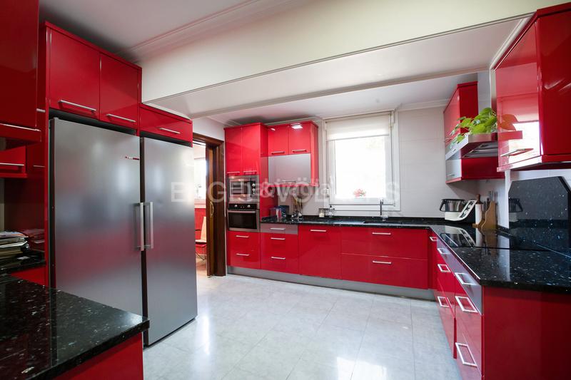 Foto 81a518ee-005a-4fc9-83fe-675f16cca0f1. Appartement avec chauffage parking dans Centro-Puerto Viejo Getxo