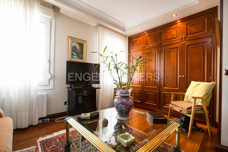 Foto fa3578e7-91af-4216-896c-f393671e0f9e. Appartement avec chauffage parking dans Centro-Puerto Viejo Getxo