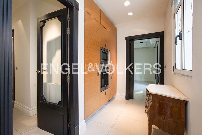 Foto 23010d05-0b96-4148-a7ad-73e33994b6cc. Casa adosada exquisito dúplex con piscina climatizada en Neguri en Getxo