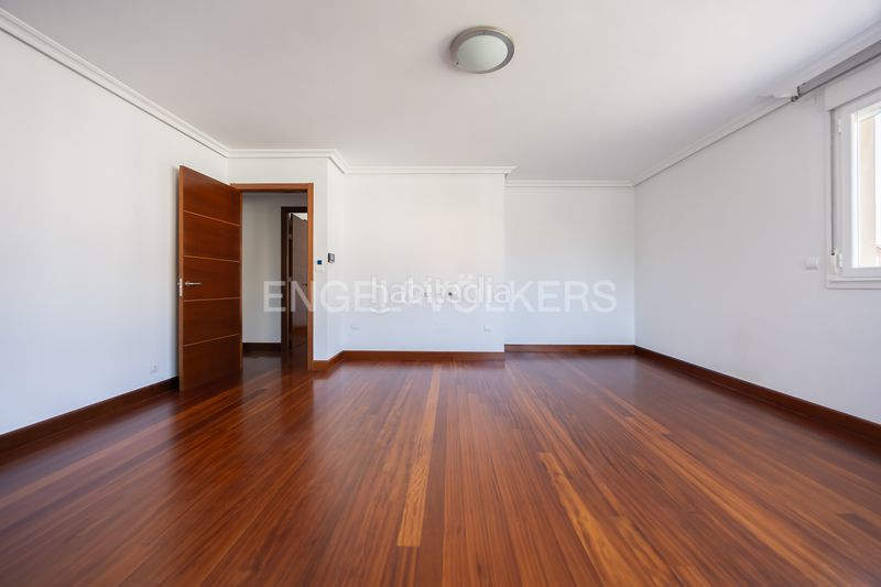 Foto 04c39de9-222f-4f20-8dd8-a143d60ac1cd. Piso céntrica vivienda , comodidad a escasos minutos de bilbao en Loiu